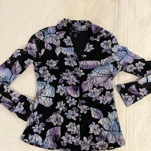 Inc shirt printed. Lace/net material fully lined with un lined sleeves.